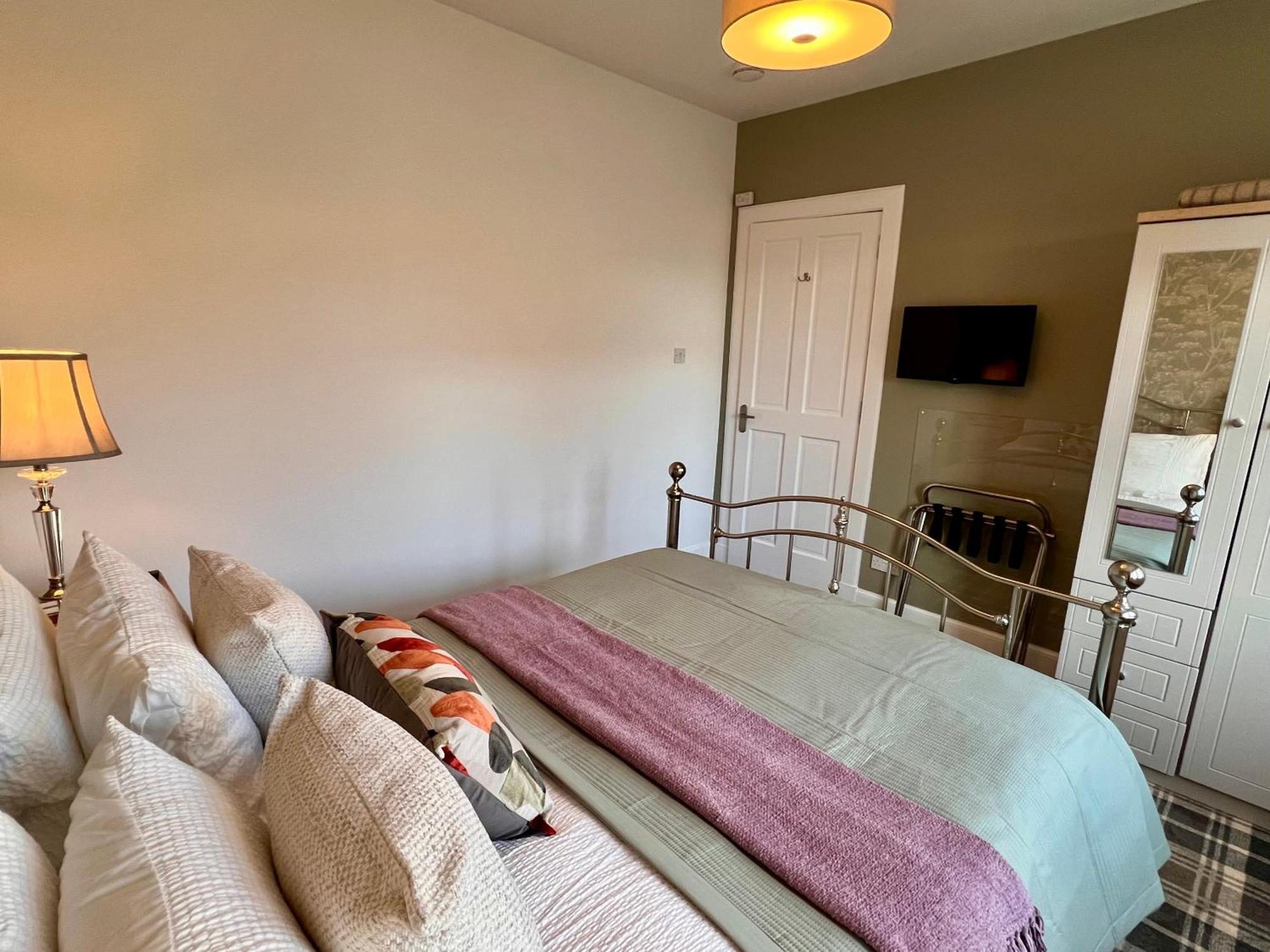 The Stags Head Apartment Инвернесс Экстерьер фото