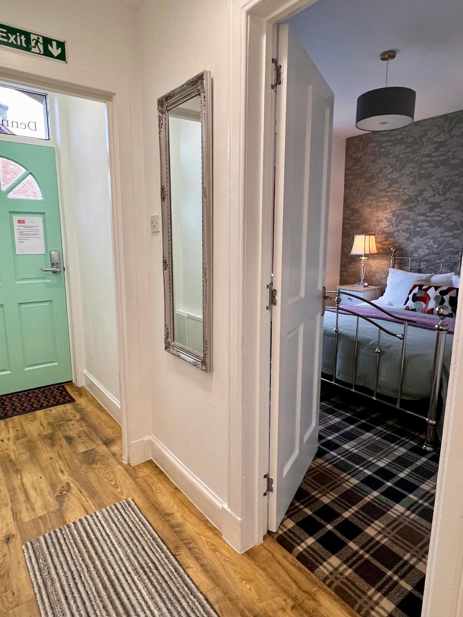 The Stags Head Apartment Инвернесс Экстерьер фото
